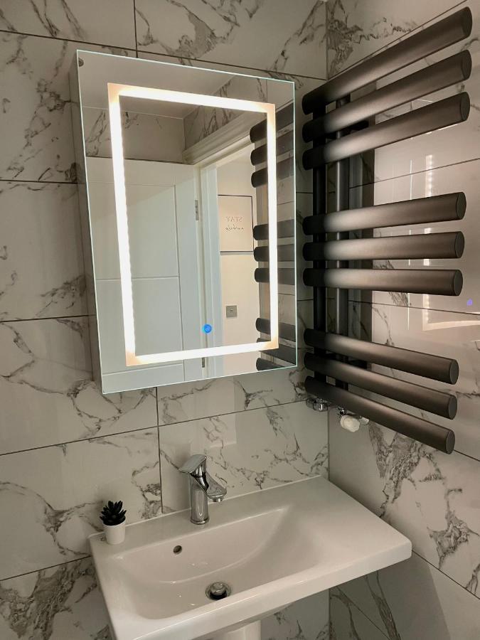Smart/ Modern One Bedroom Flat Purley Buitenkant foto